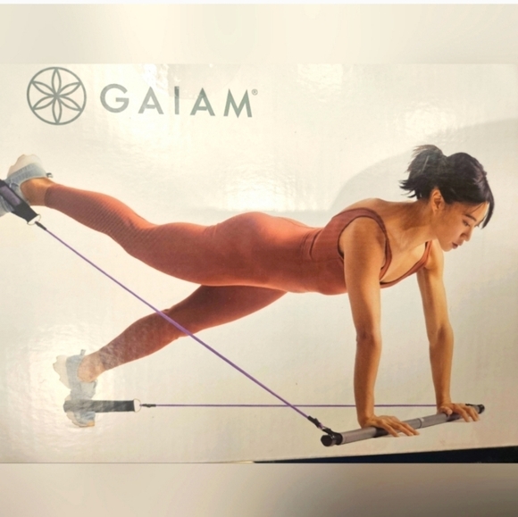 Gaiam Pilates - Picture 1 of 4